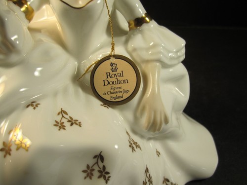 Vintage Royal Doulton Bone China Woman Figurine MY LOVE # HN 2339 1965 - Picture 5 of 8