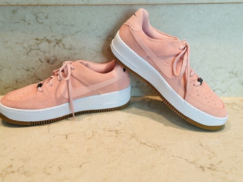 ❤️Zapatillas Nike Air Force 1 Sage Low Coral Stardust Mujer Talla 11 AR5339 603❤️ - Imagen 2 de 7