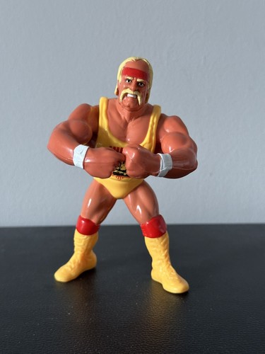 WWF WWE Hasbro Wrestling Figure. Series 2: Hulk Ho...