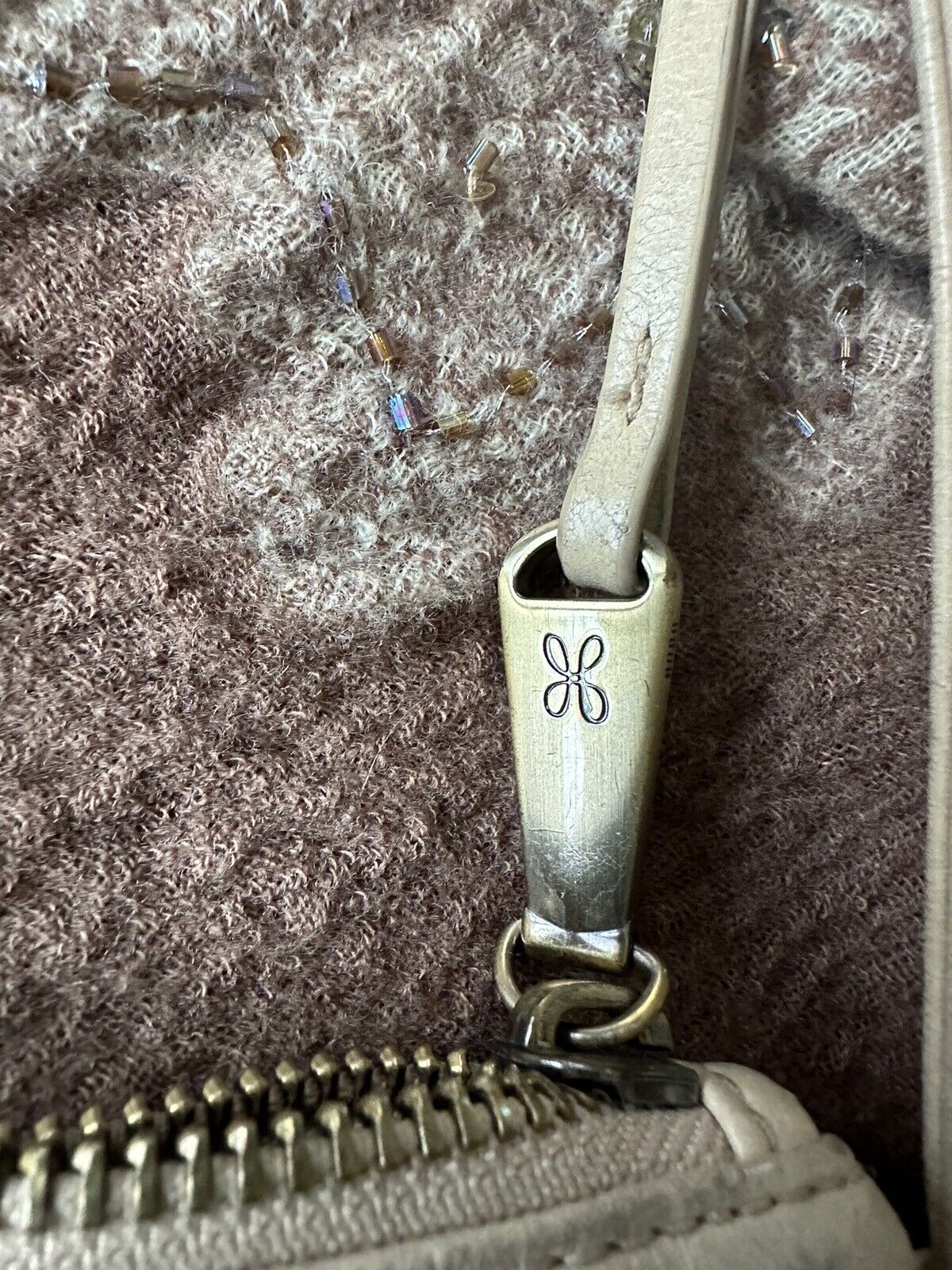 Picture 4 of 24