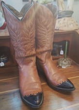 Vintage Acme Womans size 7 boots western cowgirl