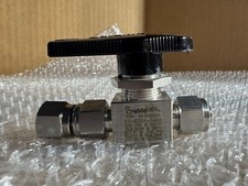 New Swagelok SS-43GS6   3/8"  ball valve