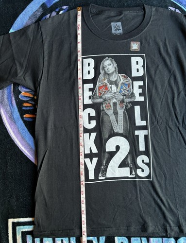 BECKY LYNCH BECKY 2 GÜRTEL WWE AUTHENTIC TSHIRT WRESTLING BRANDNEU UNGETRAGEN - Bild 4 von 7