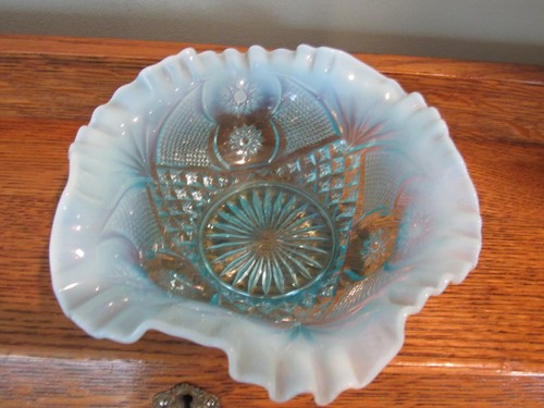 Blue Opalescent Crimped Ruffled 7.5" Bowl Maybe DUGAN no marks - Picture 5 of 5