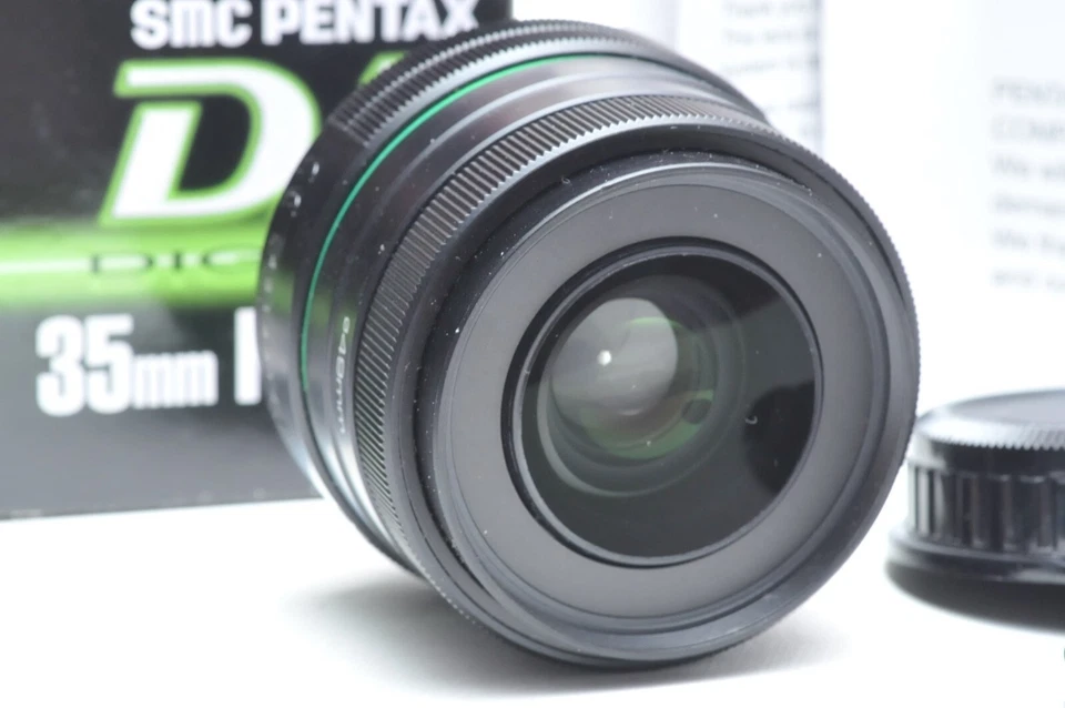 Pentax SMC DA 35mm F/2.4 AL Lens for  Pentax Digital SLR - Image 3 of 4