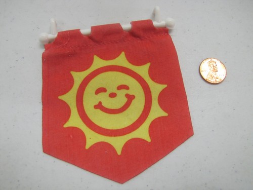 Fisher Price Loving Family Dream Dollhouse Seasonal Summer Flag W/ Sunshine - Picture 1 of 2