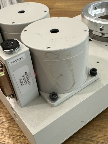 LUDL Lep FW Dual 6 POS W/SH Slot 32Mm Microscope Filter Wheel P/N 99A045 - Picture 7 of 10