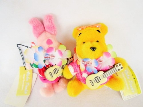 RARE! WINNIE THE POOH & PIGLET ALOHA POOH PLUSH DOLL Pin badge TOKYO DISNEYLAND - Picture 2 of 5