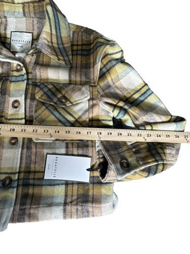 NWT Bagatelle Women's Medium Plaid Wool Blend Crop Fleece Jacket Shacket #F12-4 - Picture 6 of 11