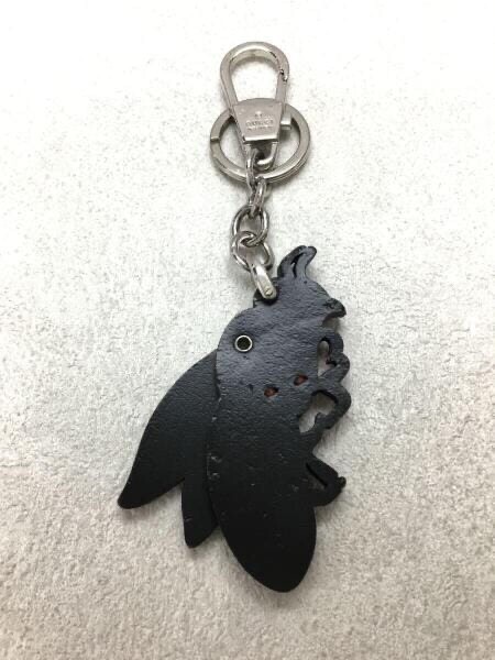 Picture 2 of 4