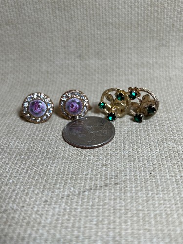 Vintage 1 Vargas 1940's Screw back Rose Rhinestone Earrings & 1 Unmarked Clip On - Picture 4 of 8