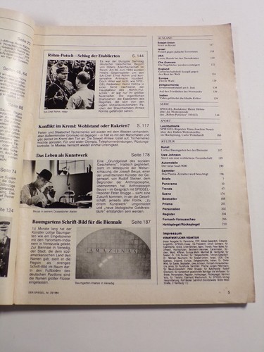 Der Spiegel Magazine Nr. 23.38, 4 Juni 1984, Ayatollah Khomeini - 021323JENON-27 - Picture 2 of 4