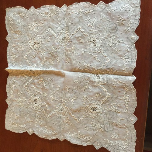 Antikes stark besticktes hell ecru Braut Hochzeit Taschentuch Taschentuch - Bild 2 von 7
