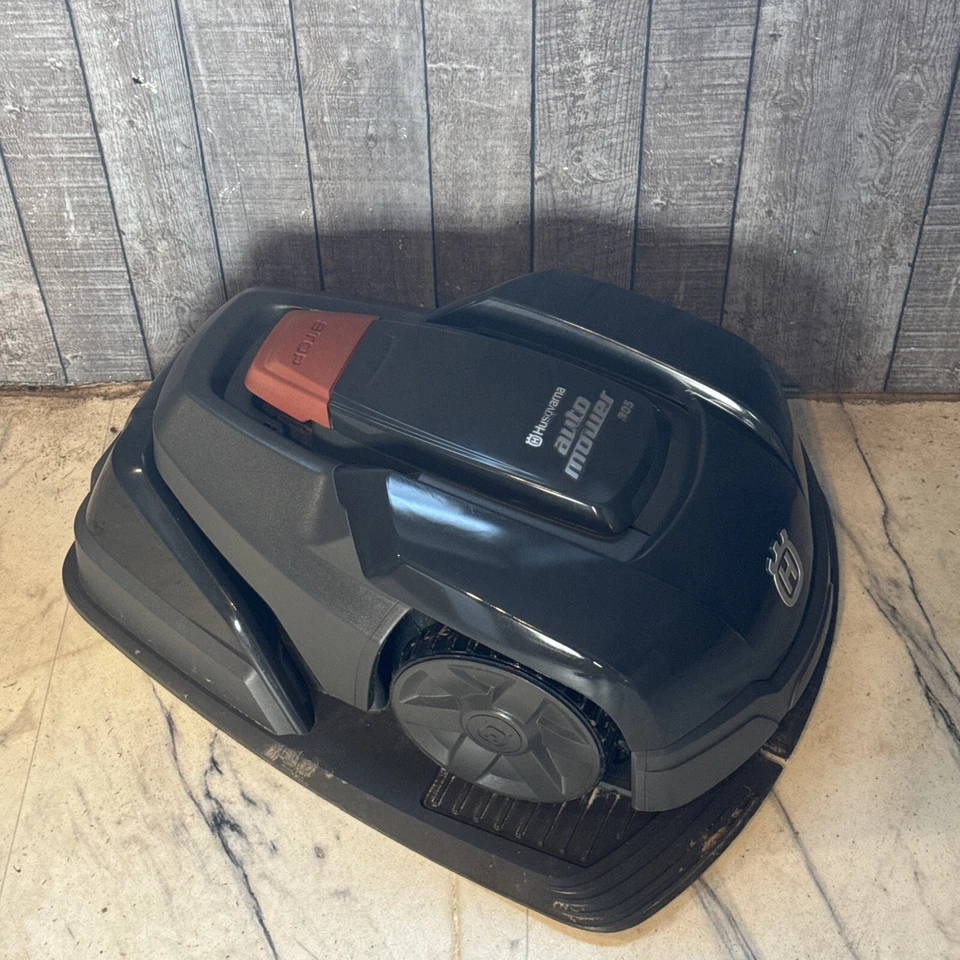 Rasaerba Husqvarna 308 o robot tagliaerba 305 fino a 600 mq Automower - Immagine 2 di 4