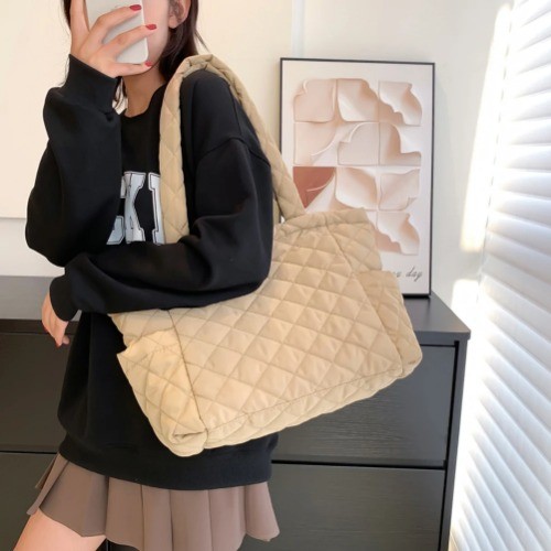 2025 Herbst & Winter Damen Baumwolle gepolsterte Schultertasche große Kapazität neue Handtasche - Bild 22 von 22