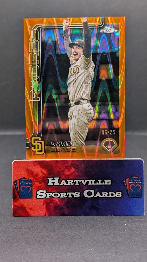 2025 Topps Chrome Dylan Cease #212 Orange Raywave Refractor 06/25