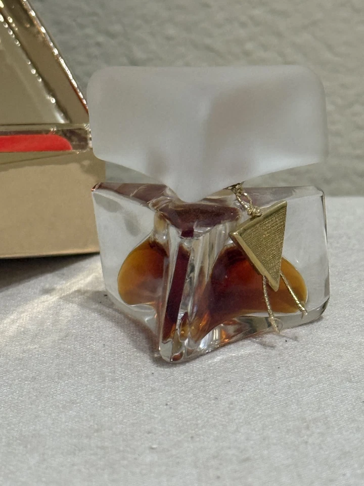 Guess Twisted de Georges Marciano .25 oz. Perfume Pure Parfum Splash Vintage Foto 3 de 3