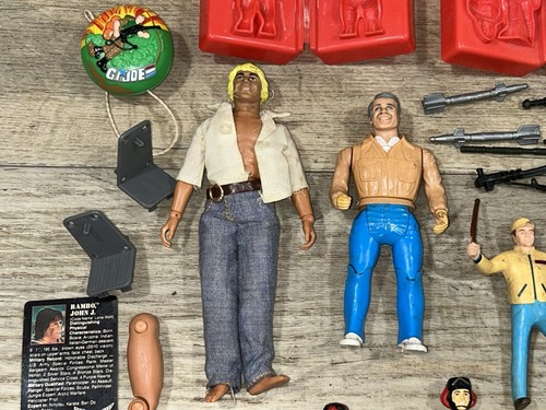 Vintage Lot Of 1980s Action Figures Accessories Misc Toys - Picture 6 of 16
