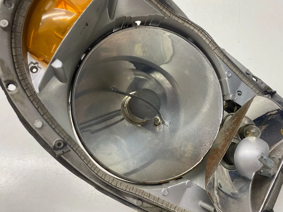 Mercedes W111 W108 W109 W112 Front Scheinwefer EURO Bosch Rund Rahmen Reflektor - Bild 4 von 4