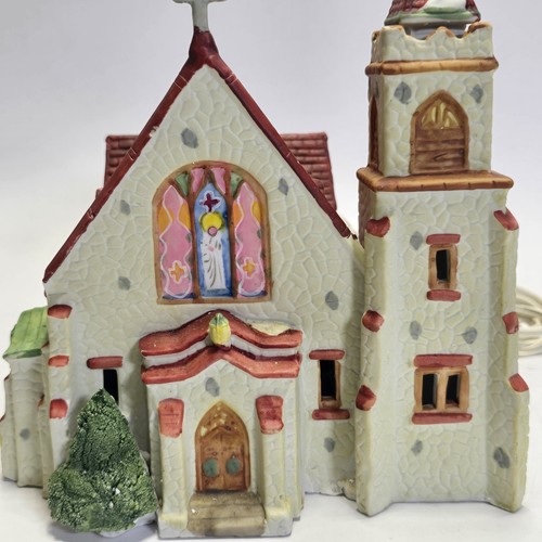 Caja abierta iluminada cerámica iglesia pueblo casa campanario techo nieve 8x8" - Imagen 9 de 11