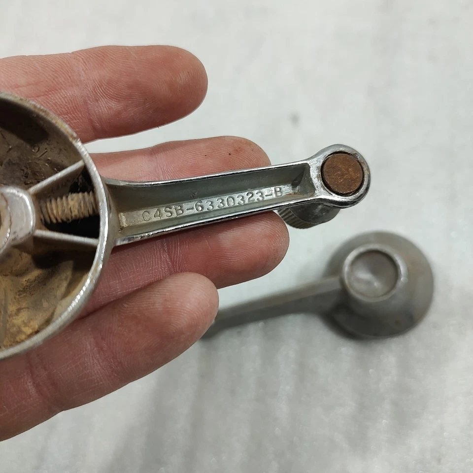 Par de bielas de ventana izquierda derecha Ford Thunderbird 1964 1966 manija manual 64 65 66 Foto 2 de 4