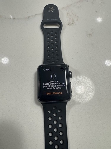 Apple Watch Nike+ Series 3 38mm GPS Aluminum Case Anthracite/Black Nike Sport - Photo 4 sur 6
