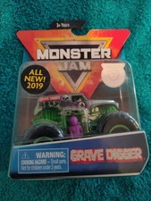 2019 Monster Jam Grave Digger Spin Master *NEW* unopened factory sealed