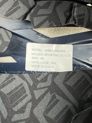 EvoShield XVT 2.0 Batting Helmet - Navy Blue Size XS With Screw Adjustable Snaps - Picture 6 of 9