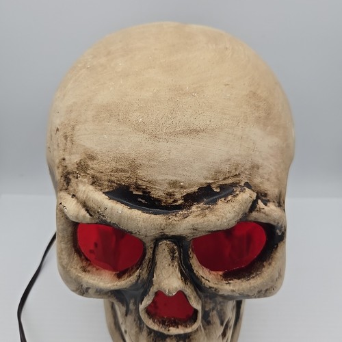 LARGE VINTAGE LIGHT UP HALLOWEEN BLOW MOLD LAMP SKELETON SKULL HEAD 15" - Picture 2 of 4