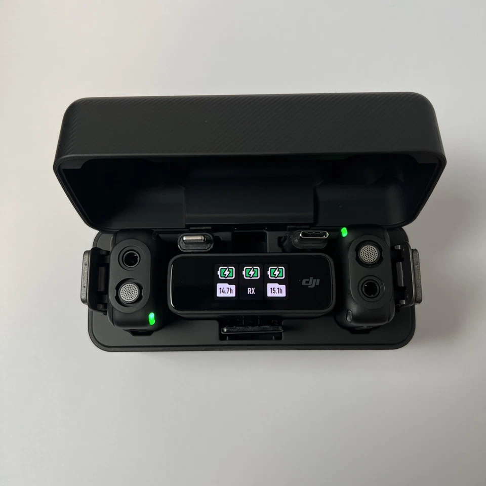 DJI Wireless Mic (2 TX + 1 RX + Charging Case) Pre-Owned - Image 4 of 4