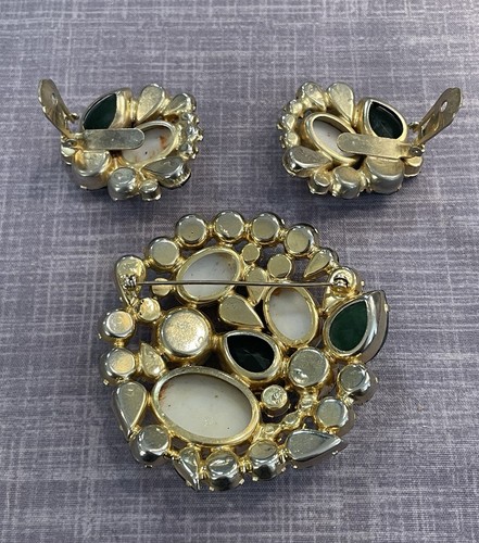 Vintage Juliana D&E Demi Parure Easter Egg Rhinestone Brooch Earrings Book Piece - Picture 6 of 6