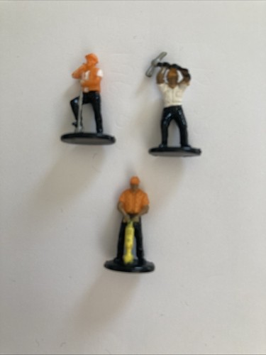 MICRO MACHINES GALOOB #22 MEN AT WORK COLLECTION, 11 FIGURES, (1993) , See Pics. - Picture 4 of 5