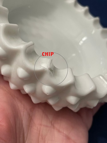 Hobnail Fenton Set of 2 Vintage Milk Glass Nesting Ash Trays - Picture 4 of 13