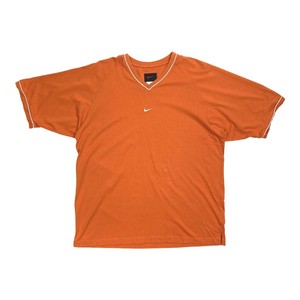 nike central swoosh men