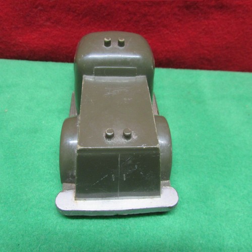 Lincoln Line Bell Toy Service Truck - Hard Plastic - Picture 4 of 8