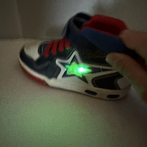 Geox Respira Kids Light-Up Sneakers - Patriotic Star, Size US 13, Red/Blue - 第 19/21 張圖片