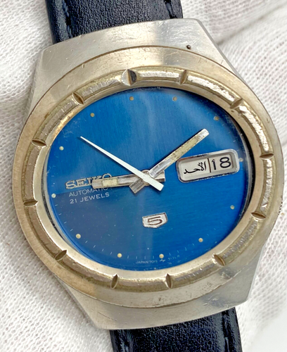 Vintage Seiko5 Automatic Watch Blue Dial With Day/Date, Dial 30x25mm Japan Made - Picture 2 of 7