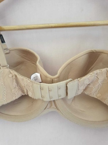 VICTORIA'S SECRET MEMORY MULTI WAY STRAPLESS BRA Nude UK 32D LN004 ii 04 - Picture 2 of 3