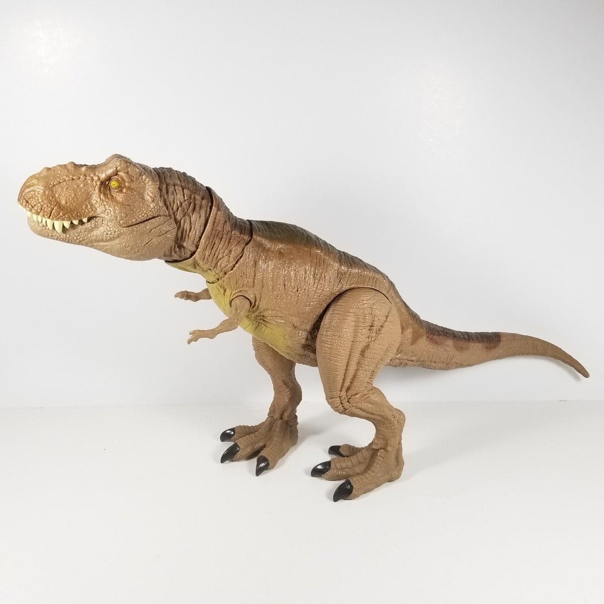 Jurassic World Camp Cretaceous Epic Roarin Tyrannosaurus Rex 22