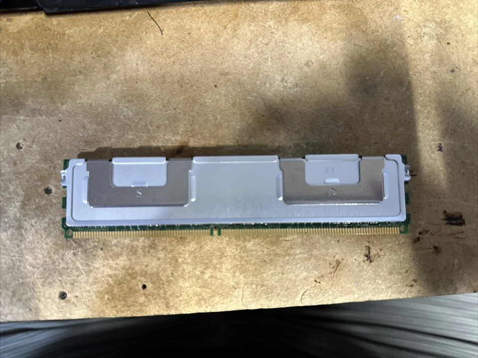 Samsung 4GB 2Rx4 PC2-5300F-555-11-E0 DDR2-667MHz M395T5160QZ4-CE65 Server RAM - Image 2 of 2