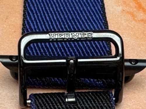 Hermes Nylon Jumping Single Tour Armband für Apple Watch 44/45/46mm (MJ5N3ZM/A) - Bild 6 von 6