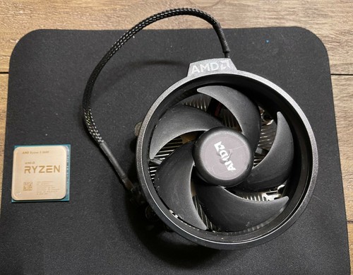 AMD Ryzen 5 3600 6 núcleos 12 hilos 3,6 GHz 7 nm PCIe4,0 65 W CPU con enfriador - Imagen 1 de 4