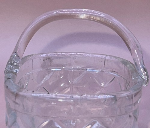 Trinket Basket Clear Square Glass with Handle Vintage - Picture 5 of 5