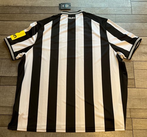 NWT Newcastle United Home Soccer Jersey Castore Men’s Sz 4XL - Picture 5 of 5