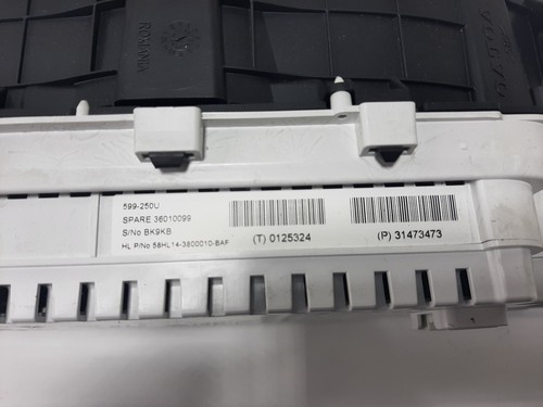 VOLVO V40 Hatchback Instrument Cluster Speedometer 31473473 2.0 Diesel 28375316 - Picture 7 of 7