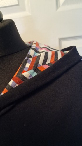 Sani Blu size 10 striped light jersey hoodie with patterned hood lining - Picture 2 of 7