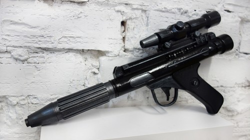 Battlefront DH-17 Rebel Blaster con funda de Star Wars - Imagen 4 de 10