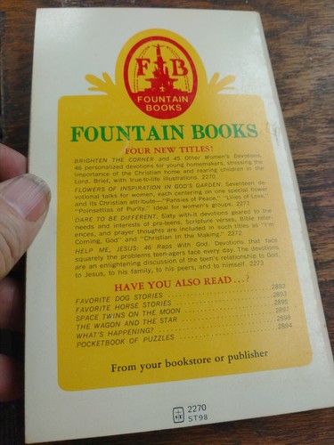 Vintage 1972 Brighten the corner and 45 Other Women's Devotions Fountain Books - Bild 6 von 9