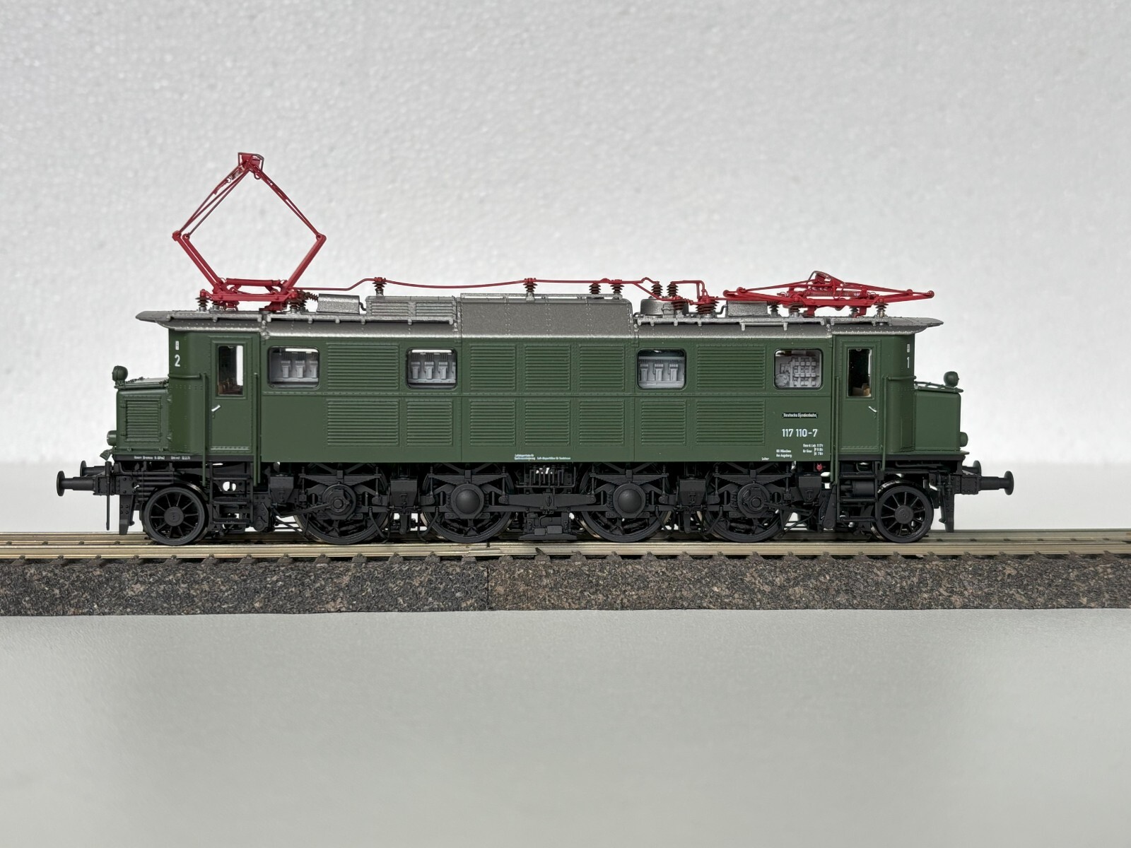 Bild 2 von 9