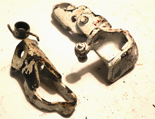 cr80 foot peg rest pedal bracket 1982 83    50613-GC4-700ZA - Picture 3 of 6